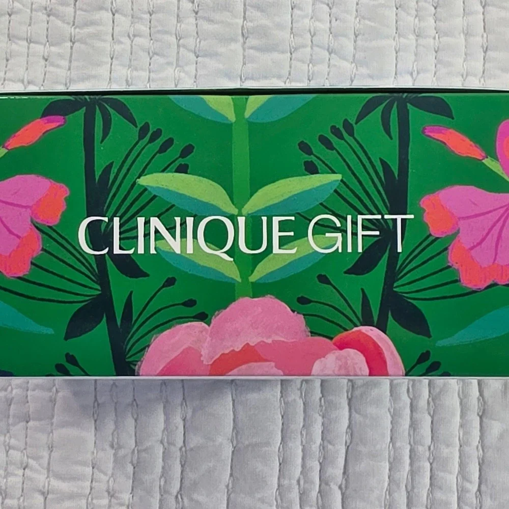 Clinique 5pc Skincare Makeup Gift Set Black Honey Lipstick Smart Clinical Repair